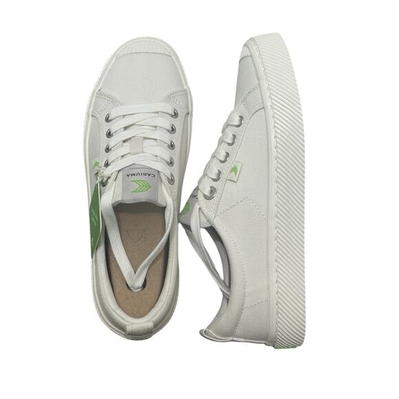 NIB! Cariuma OCA Low Off-White Canvas Sustainable Sneaker - Size 7 - Picture 8 of 13